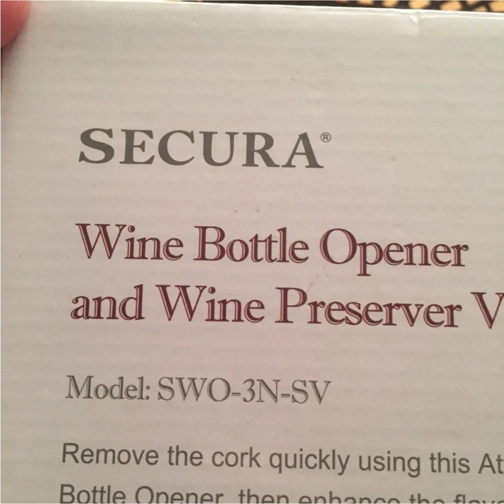 Secura Wine Bottle Opener and Preserver Set